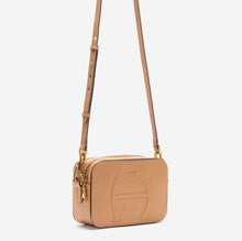 Load image into Gallery viewer, ADELINE LOGO CAMERA BAG